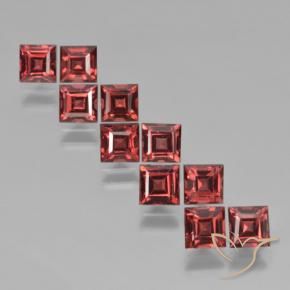 Shop natural 4.59ct ディープレッド パイロープガーネット gems, 四角形, from モザンビーグ at GemSelect. In stock, global shipping!