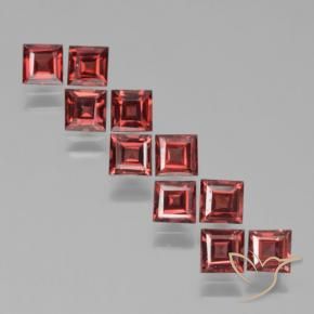 Shop natural 3.91ct ミディアムレッド パイロープガーネット gems, 四角形, from モザンビーグ at GemSelect. In stock, global shipping!