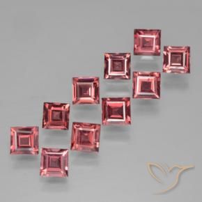 Shop natural 3.82ct ミディアムレッド パイロープガーネット gems, 四角形, from モザンビーグ at GemSelect. In stock, global shipping!