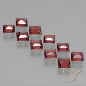 Shop natural 3.70ct ディープレッド パイロープガーネット gems, 四角形, from モザンビーグ at GemSelect. In stock, global shipping!