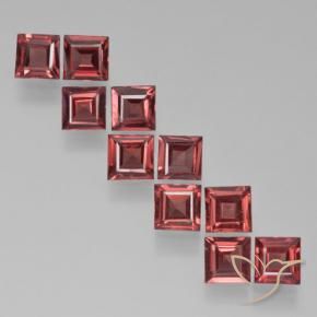 Shop natural 3.75ct ダークレッド パイロープガーネット gems, 四角形, from モザンビーグ at GemSelect. In stock, global shipping!