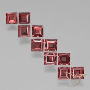 Shop natural 3.83ct 濃いレッドワイン パイロープガーネット gems, 四角形, from モザンビーグ at GemSelect. In stock, global shipping!