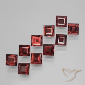 Shop natural 3.98ct ディープレッド パイロープガーネット gems, 四角形, from モザンビーグ at GemSelect. In stock, global shipping!