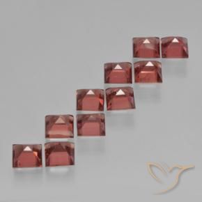 Shop natural 4.48ct ミディアムレッド パイロープガーネット gems, 四角形, from モザンビーグ at GemSelect. In stock, global shipping!