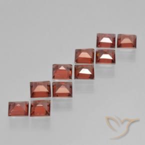 Shop natural 3.92ct 明るい赤 パイロープガーネット gems, 四角形, from モザンビーグ at GemSelect. In stock, global shipping!