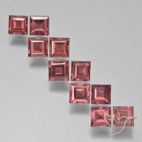 Shop natural 3.97ct 紫がかったレッド パイロープガーネット gems, 四角形, from モザンビーグ at GemSelect. In stock, global shipping!