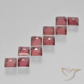 Shop natural 3.97ct 紫がかったレッド パイロープガーネット gems, 四角形, from モザンビーグ at GemSelect. In stock, global shipping!
