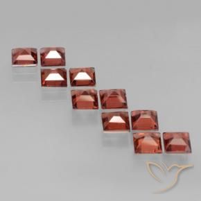 Shop natural 4.54ct ブリックレッド パイロープガーネット gems, 四角形, from モザンビーグ at GemSelect. In stock, global shipping!