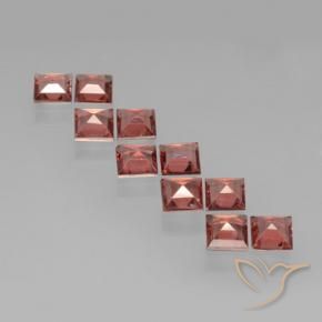 Shop natural 3.43ct ミディアムレッド パイロープガーネット gems, 四角形, from モザンビーグ at GemSelect. In stock, global shipping!