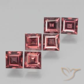 Shop natural 2.92ct ミディアムレッド パイロープガーネット gems, 四角形, from モザンビーグ at GemSelect. In stock, global shipping!