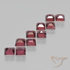 Shop natural 4.48ct ダークレッド パイロープガーネット gems, 四角形, from モザンビーグ at GemSelect. In stock, global shipping!