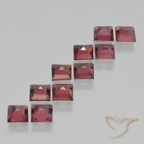 Shop natural 4.40ct ピンクがかったレッド パイロープガーネット gems, 四角形, from モザンビーグ at GemSelect. In stock, global shipping!