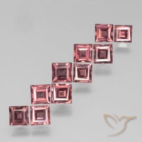 Shop natural 3.96ct ミディアムレッド パイロープガーネット gems, 四角形, from モザンビーグ at GemSelect. In stock, global shipping!