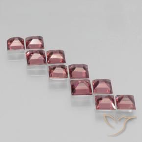 Shop natural 3.96ct ミディアムレッド パイロープガーネット gems, 四角形, from モザンビーグ at GemSelect. In stock, global shipping!
