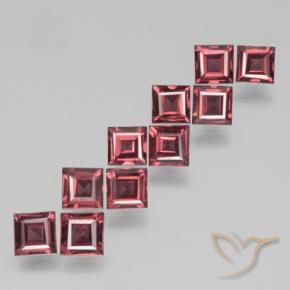 Shop natural 4.26ct ミディアムダークレッド パイロープガーネット gems, 四角形, from モザンビーグ at GemSelect. In stock, global shipping!