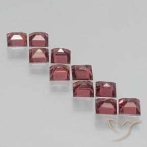 Shop natural 4.24ct ディープレッド パイロープガーネット gems, 四角形, from モザンビーグ at GemSelect. In stock, global shipping!