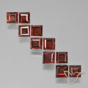 Shop natural 4.23ct ミディアムレッド パイロープガーネット gems, 四角形, from モザンビーグ at GemSelect. In stock, global shipping!