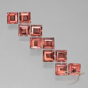 Shop natural 4.12ct ブリックレッド パイロープガーネット gems, 四角形, from モザンビーグ at GemSelect. In stock, global shipping!
