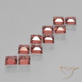 Shop natural 4.12ct ブリックレッド パイロープガーネット gems, 四角形, from モザンビーグ at GemSelect. In stock, global shipping!