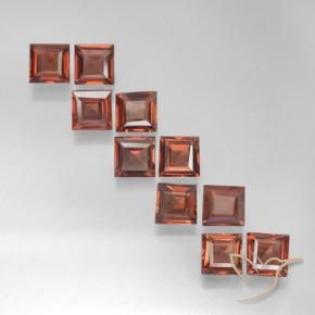 Shop natural 3.47ct ミディアムレッド パイロープガーネット gems, 四角形, from モザンビーグ at GemSelect. In stock, global shipping!