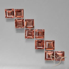 Shop natural 3.76ct 濃いクリムゾンレッド パイロープガーネット gems, 四角形, from モザンビーグ at GemSelect. In stock, global shipping!