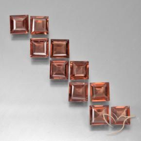 Shop natural 3.52ct ディープローズレッド パイロープガーネット gems, 四角形, from モザンビーグ at GemSelect. In stock, global shipping!