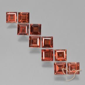 Shop natural 4.26ct ミディアムレッド パイロープガーネット gems, 四角形, from モザンビーグ at GemSelect. In stock, global shipping!