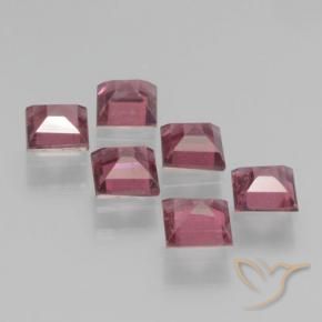 Shop natural 2.64ct メルローレッド パイロープガーネット gems, 四角形, from モザンビーグ at GemSelect. In stock, global shipping!