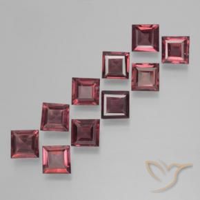 Shop natural 3.51ct ダークレッド パイロープガーネット gems, 四角形, from モザンビーグ at GemSelect. In stock, global shipping!