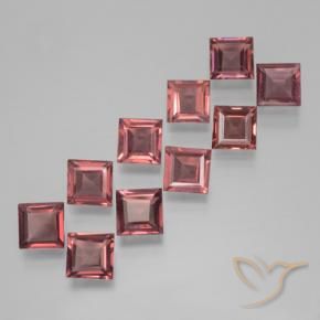 Shop natural 3.83ct 濃いレッドワイン パイロープガーネット gems, 四角形, from モザンビーグ at GemSelect. In stock, global shipping!