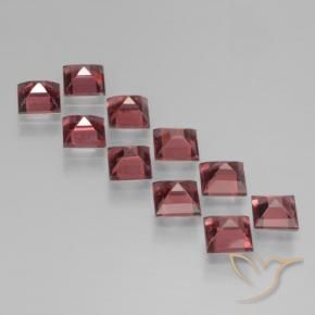 Shop natural 4.68ct ミディアムレッド パイロープガーネット gems, 四角形, from モザンビーグ at GemSelect. In stock, global shipping!