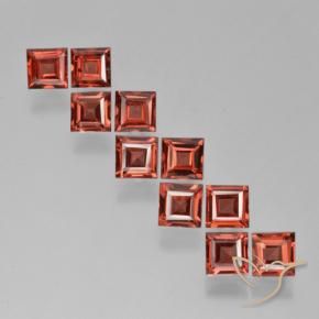 Shop natural 4.00ct スカーレットレッド パイロープガーネット gems, 四角形, from モザンビーグ at GemSelect. In stock, global shipping!