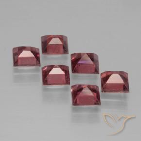 Shop natural 2.67ct ミディアムレッド パイロープガーネット gems, 四角形, from モザンビーグ at GemSelect. In stock, global shipping!