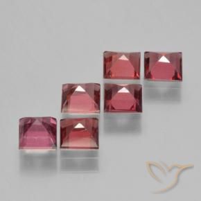 Shop natural 2.41ct ミディアムレッド パイロープガーネット gems, 四角形, from モザンビーグ at GemSelect. In stock, global shipping!