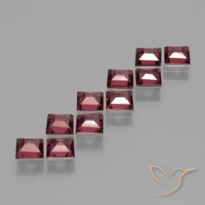Shop natural 3.80ct ディープレッド パイロープガーネット gems, 四角形, from モザンビーグ at GemSelect. In stock, global shipping!
