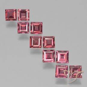 Shop natural 3.71ct ディープレッド パイロープガーネット gems, 四角形, from モザンビーグ at GemSelect. In stock, global shipping!