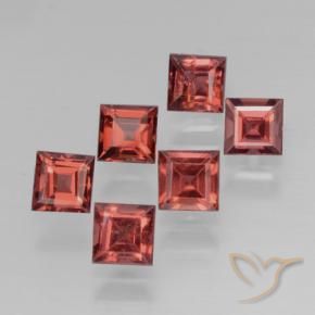 Shop natural 2.64ct ディープローズレッド パイロープガーネット gems, 四角形, from モザンビーグ at GemSelect. In stock, global shipping!