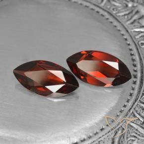 Shop natural 3.56ct 濃いブラッドレッド パイロープガーネット gems, マーキーズ, from モザンビーグ at GemSelect. In stock, global shipping!
