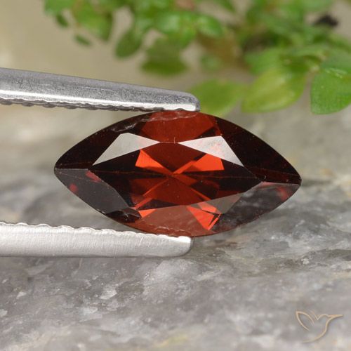 1.20ct 天然 ダークレッド パイロープガーネット, マーキーズ, VVS-VS