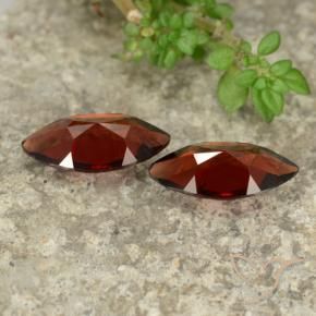 Shop natural 2.22ct ダークレッド パイロープガーネット gems, マーキーズ, from モザンビーグ at GemSelect. In stock, global shipping!