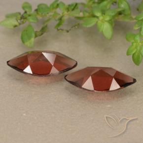 Shop natural 2.15ct ディープレッド パイロープガーネット gems, マーキーズ, from モザンビーグ at GemSelect. In stock, global shipping!