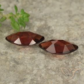 Shop natural 2.37ct ディープレッド パイロープガーネット gems, マーキーズ, from モザンビーグ at GemSelect. In stock, global shipping!