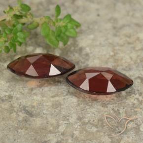 Shop natural 2.44ct ダークレッド パイロープガーネット gems, マーキーズ, from モザンビーグ at GemSelect. In stock, global shipping!