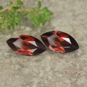 Shop natural 2.41ct 明るい赤 パイロープガーネット gems, マーキーズ, from モザンビーグ at GemSelect. In stock, global shipping!
