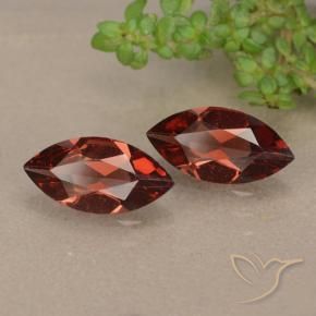 Shop natural 2.02ct ディープレッド パイロープガーネット gems, マーキーズ, from モザンビーグ at GemSelect. In stock, global shipping!