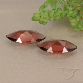Shop natural 2.02ct ディープレッド パイロープガーネット gems, マーキーズ, from モザンビーグ at GemSelect. In stock, global shipping!