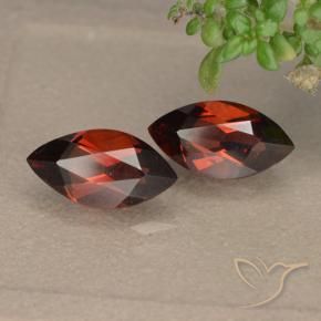 Shop natural 2.52ct ダークレッド パイロープガーネット gems, マーキーズ, from モザンビーグ at GemSelect. In stock, global shipping!