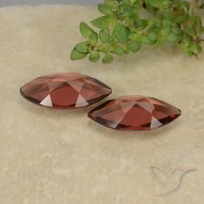 Shop natural 1.99ct ベリーレッド パイロープガーネット gems, マーキーズ, from モザンビーグ at GemSelect. In stock, global shipping!