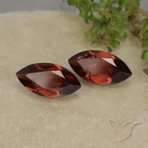 Shop natural 2.37ct ダークレッド パイロープガーネット gems, マーキーズ, from モザンビーグ at GemSelect. In stock, global shipping!