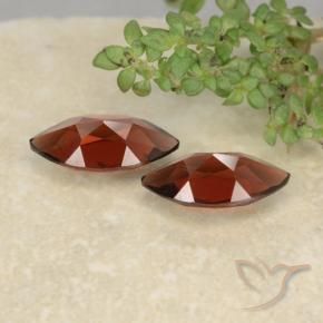 Shop natural 2.56ct ディープレッド パイロープガーネット gems, マーキーズ, from モザンビーグ at GemSelect. In stock, global shipping!